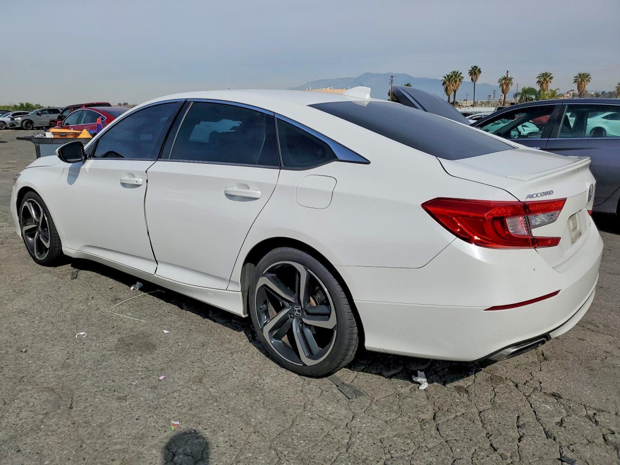 2018 Honda Accord Sport - zdjęcie 2