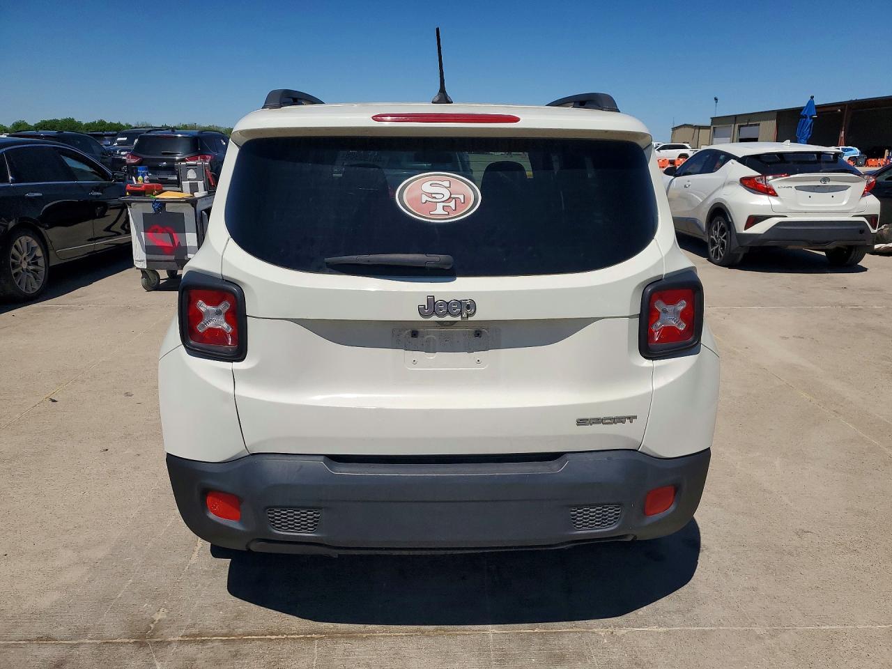 2017 Jeep Renegade Sport - zdjęcie 6