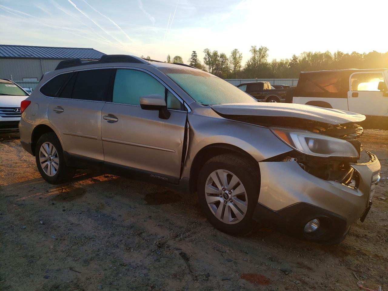 2017 Subaru Outback 2.5I Premium - zdjęcie 4