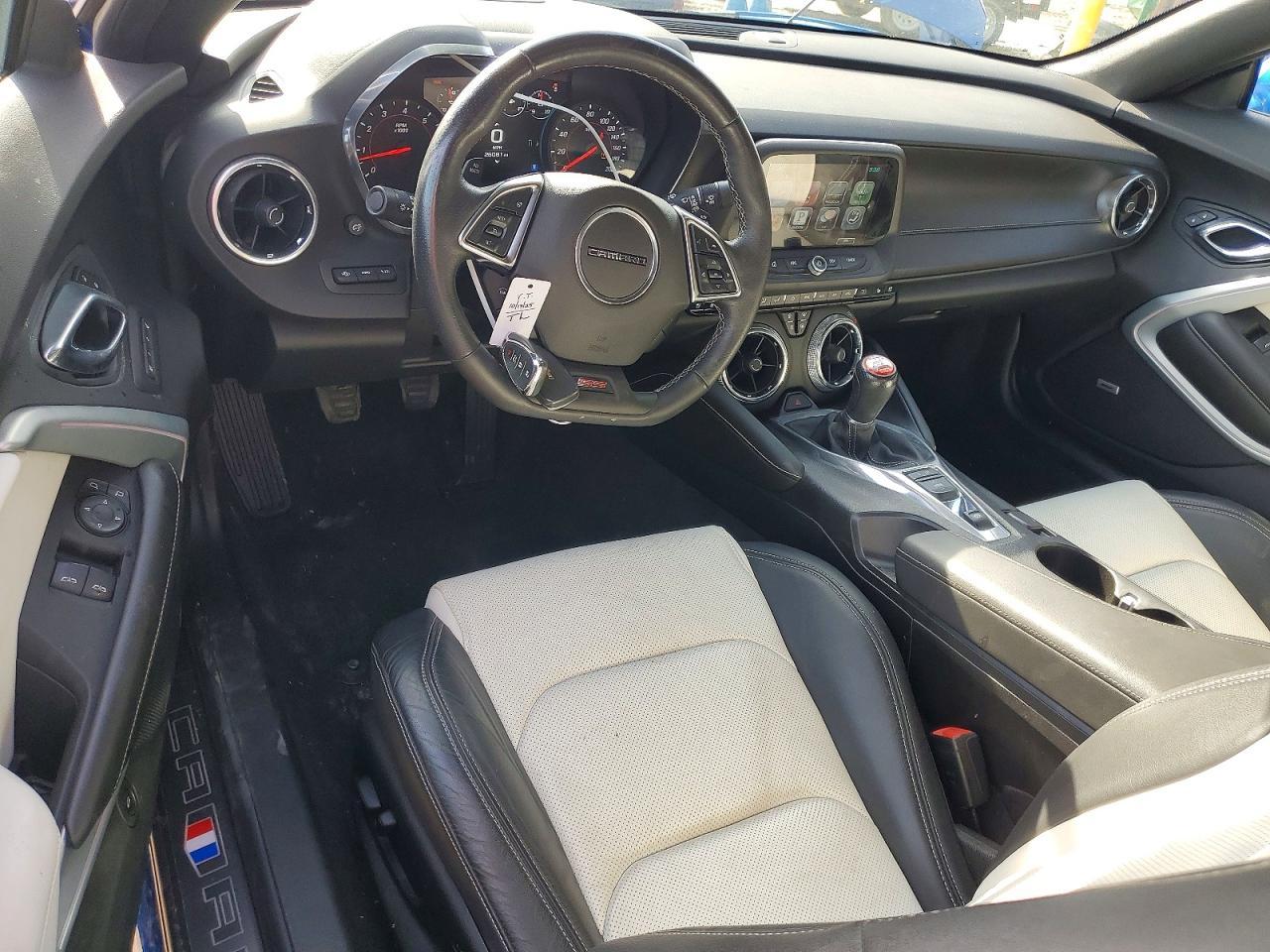 2016 Chevrolet Camaro Ss - zdjęcie 8