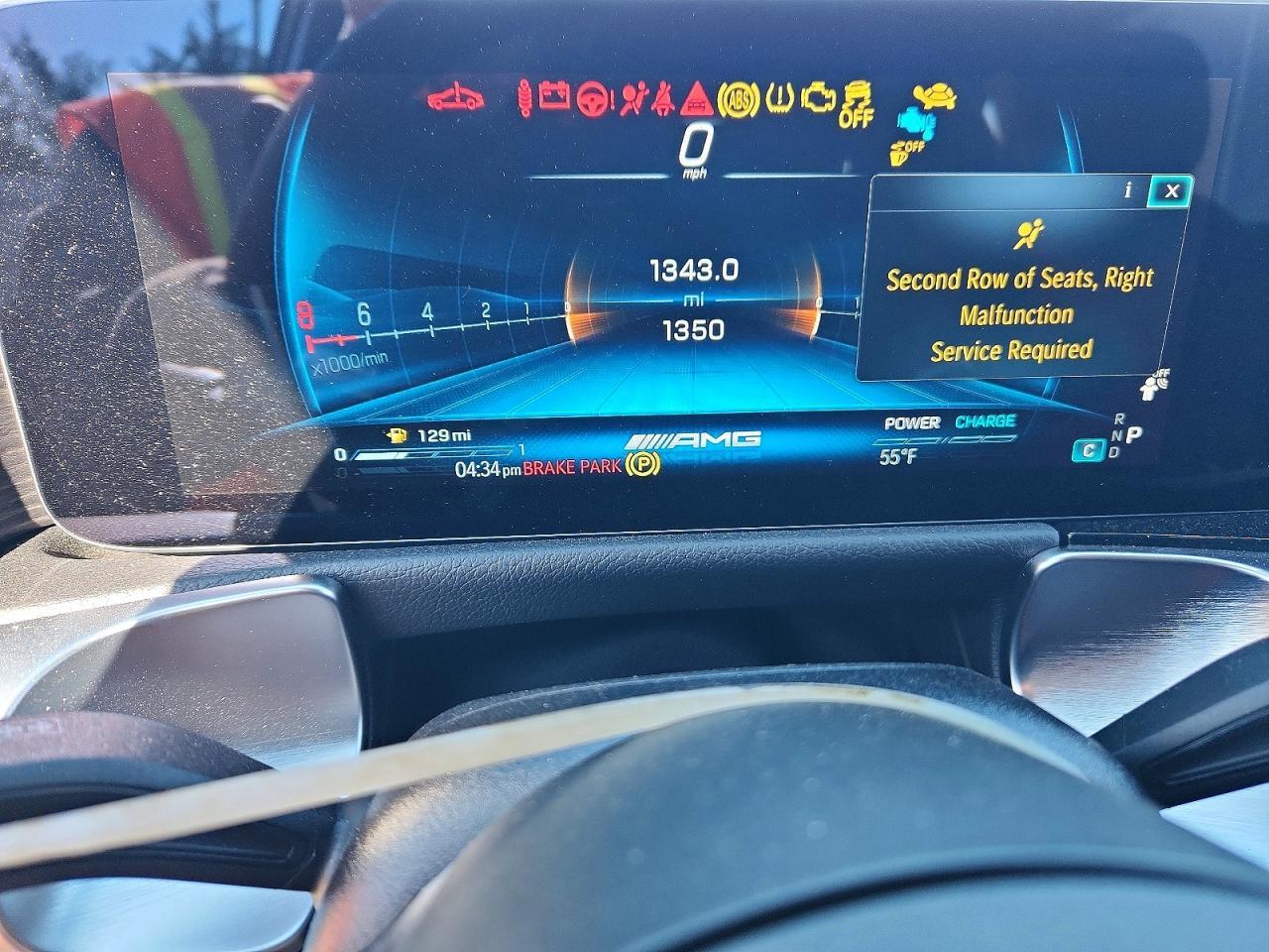 2026 Mercedes-Benz Glb Amg 35 4Matic - zdjęcie 9