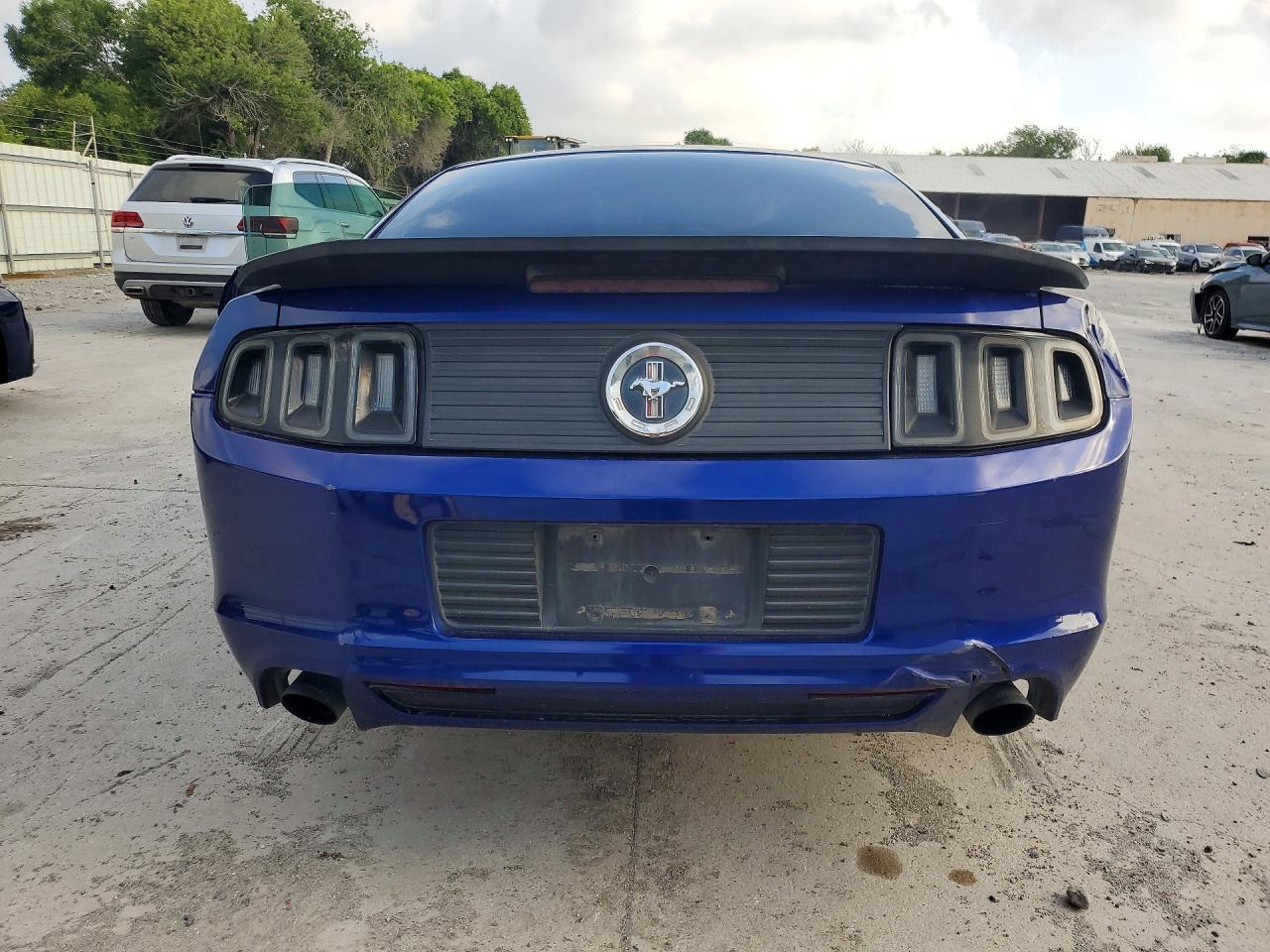 2014 Ford Mustang - zdjęcie 6