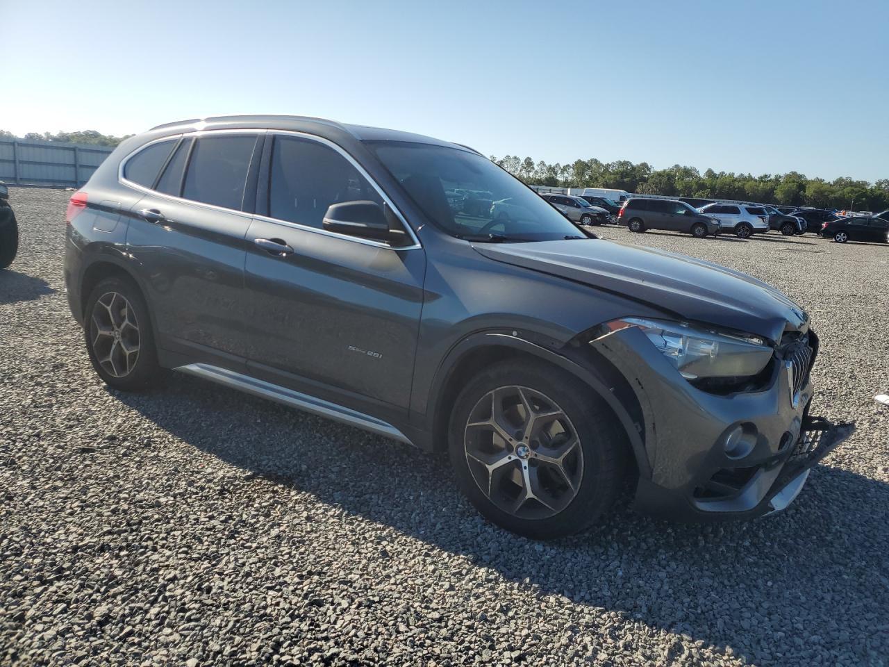 2018 BMW X1 Sdrive28I - zdjęcie 4