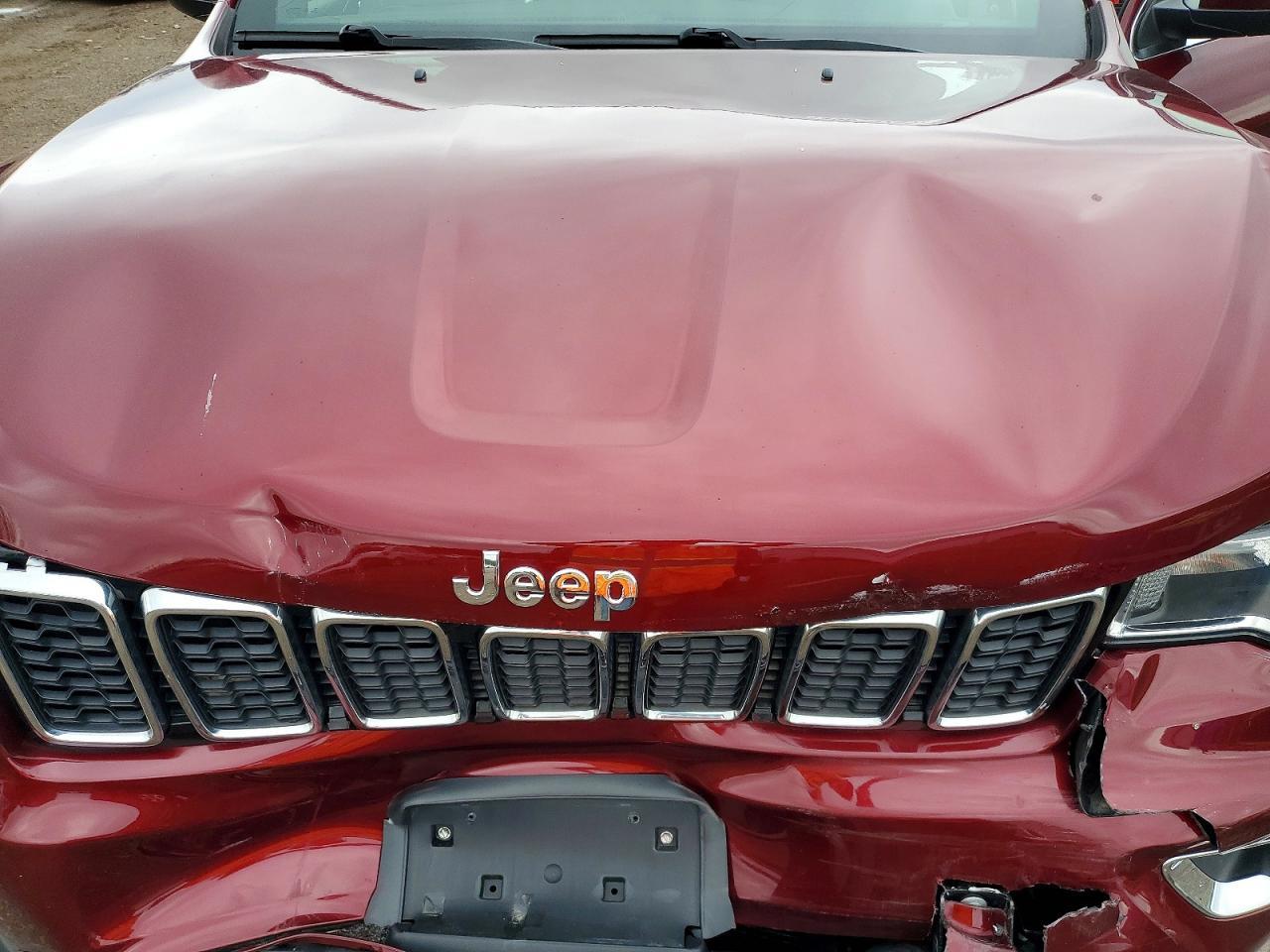 2017 Jeep Grand Cherokee Laredo - zdjęcie 12