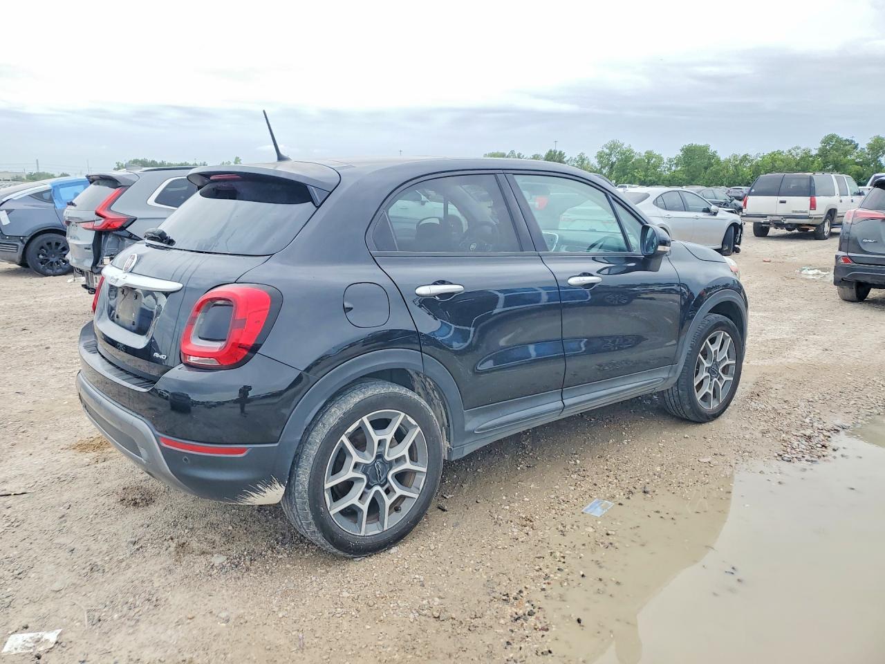 2019 Fiat 500X Trekking - zdjęcie 3