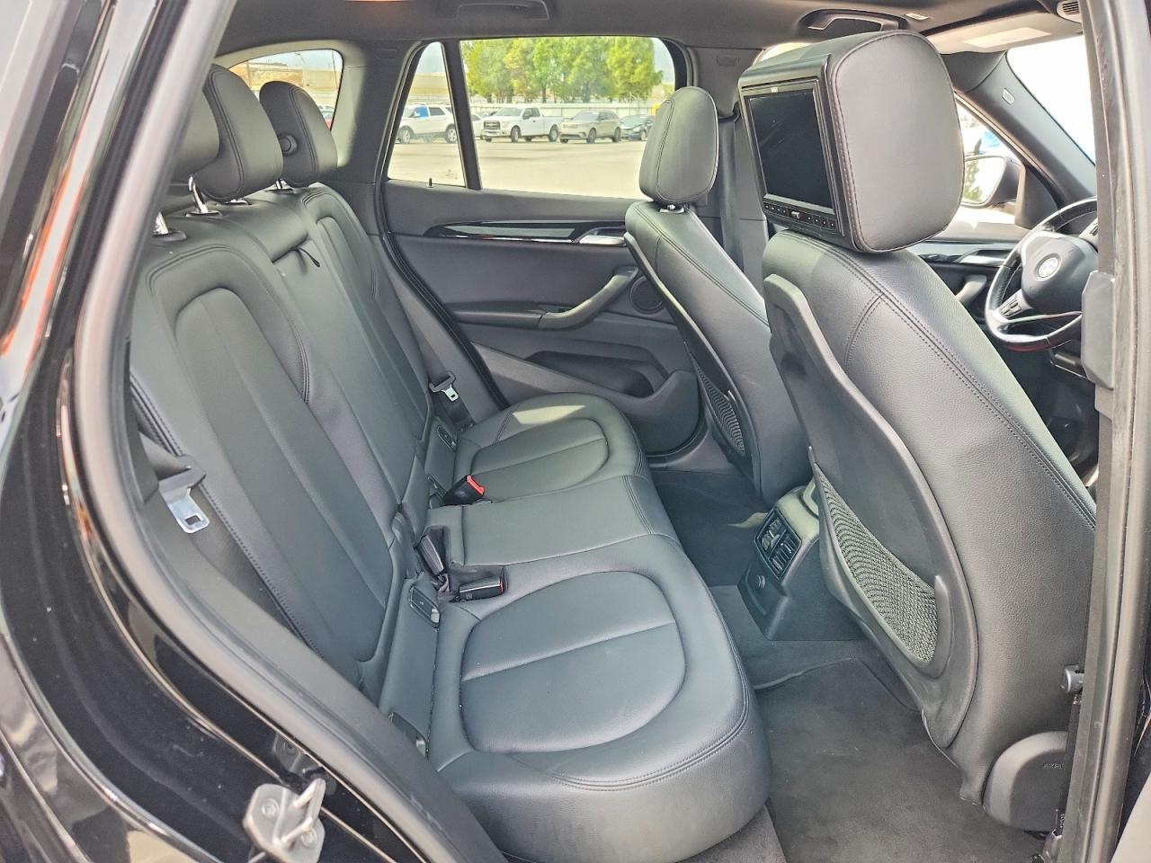 2016 BMW X1 xDrive28I - zdjęcie 10
