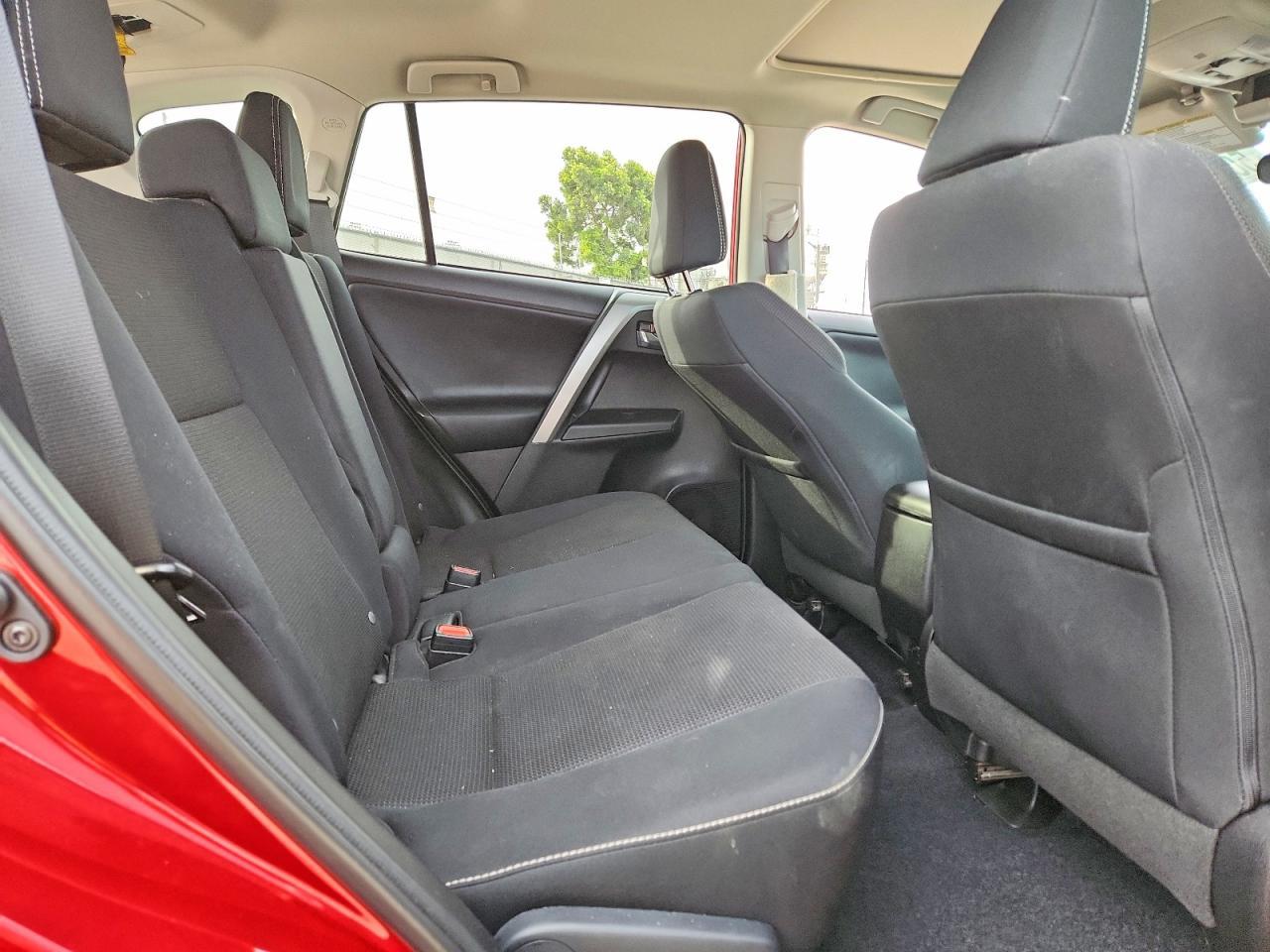 2016 Toyota Rav4 Xle - zdjęcie 11