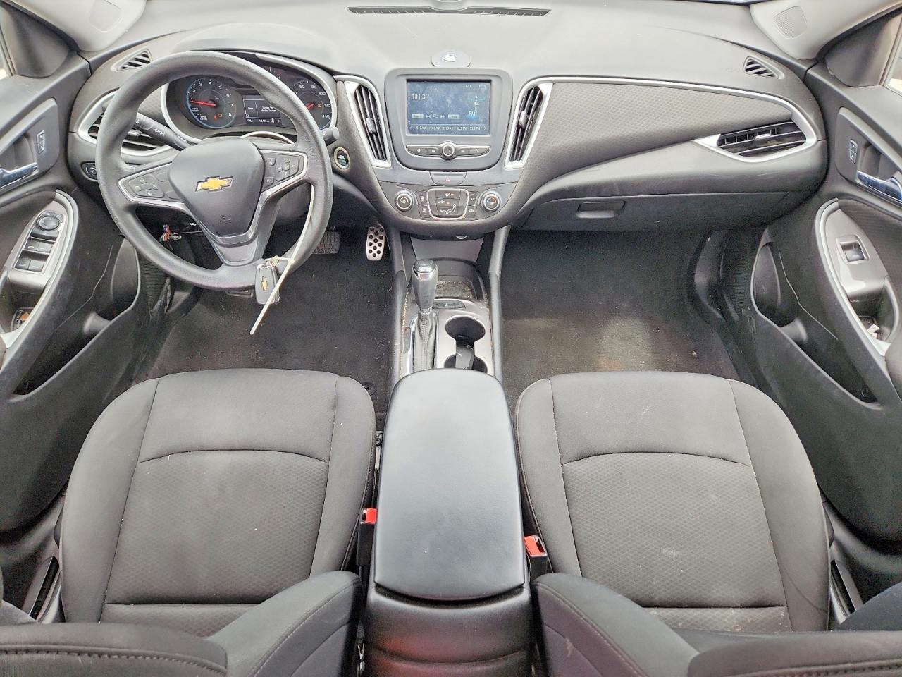 2016 Chevy Malibu - zdjęcie 8