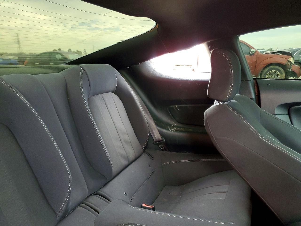 2019 Ford Mustang - zdjęcie 12