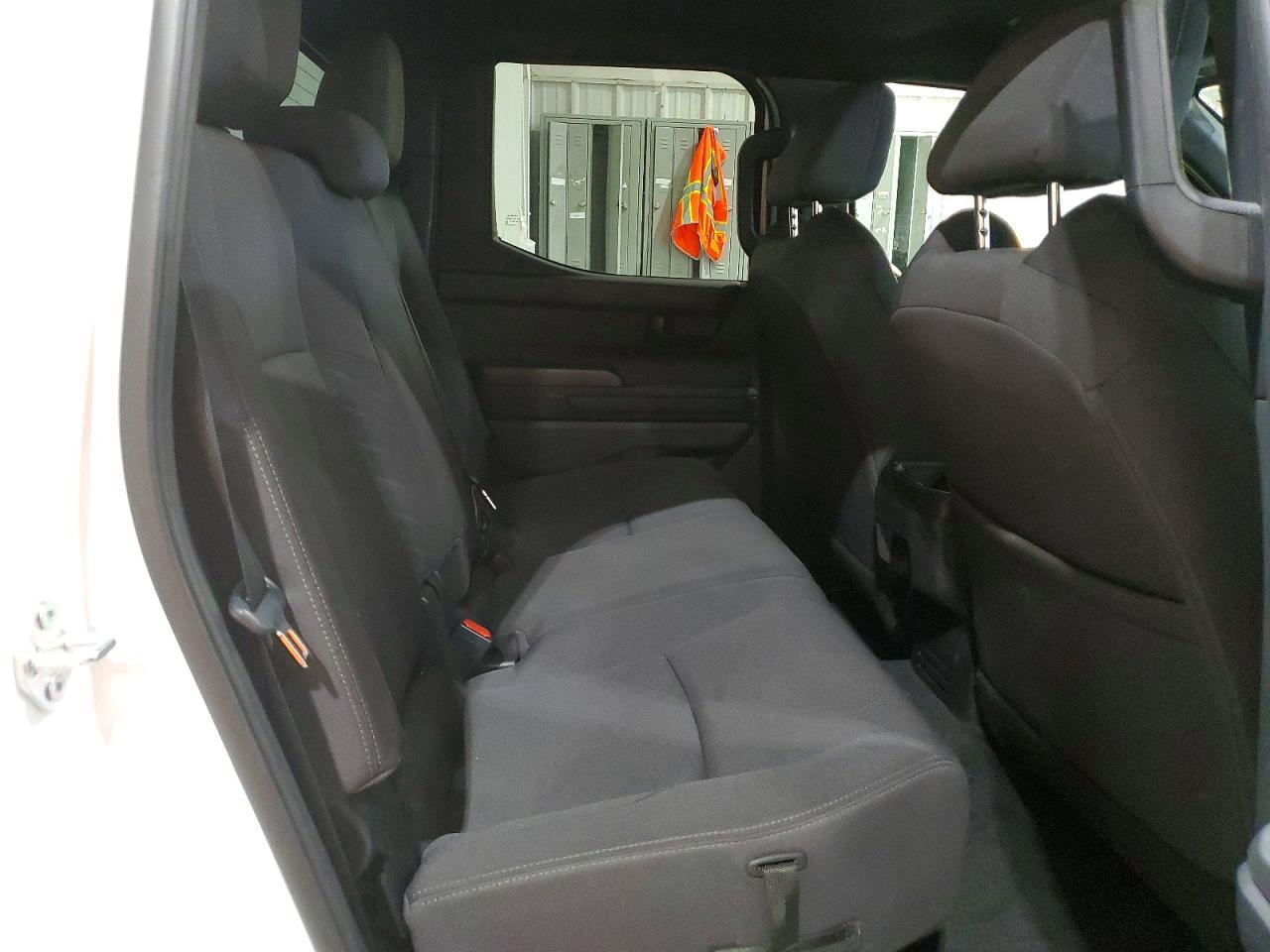 2025 Toyota Tacoma Sr5 - zdjęcie 10