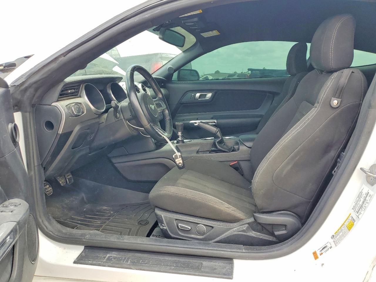 2019 Ford Mustang Gt - zdjęcie 7