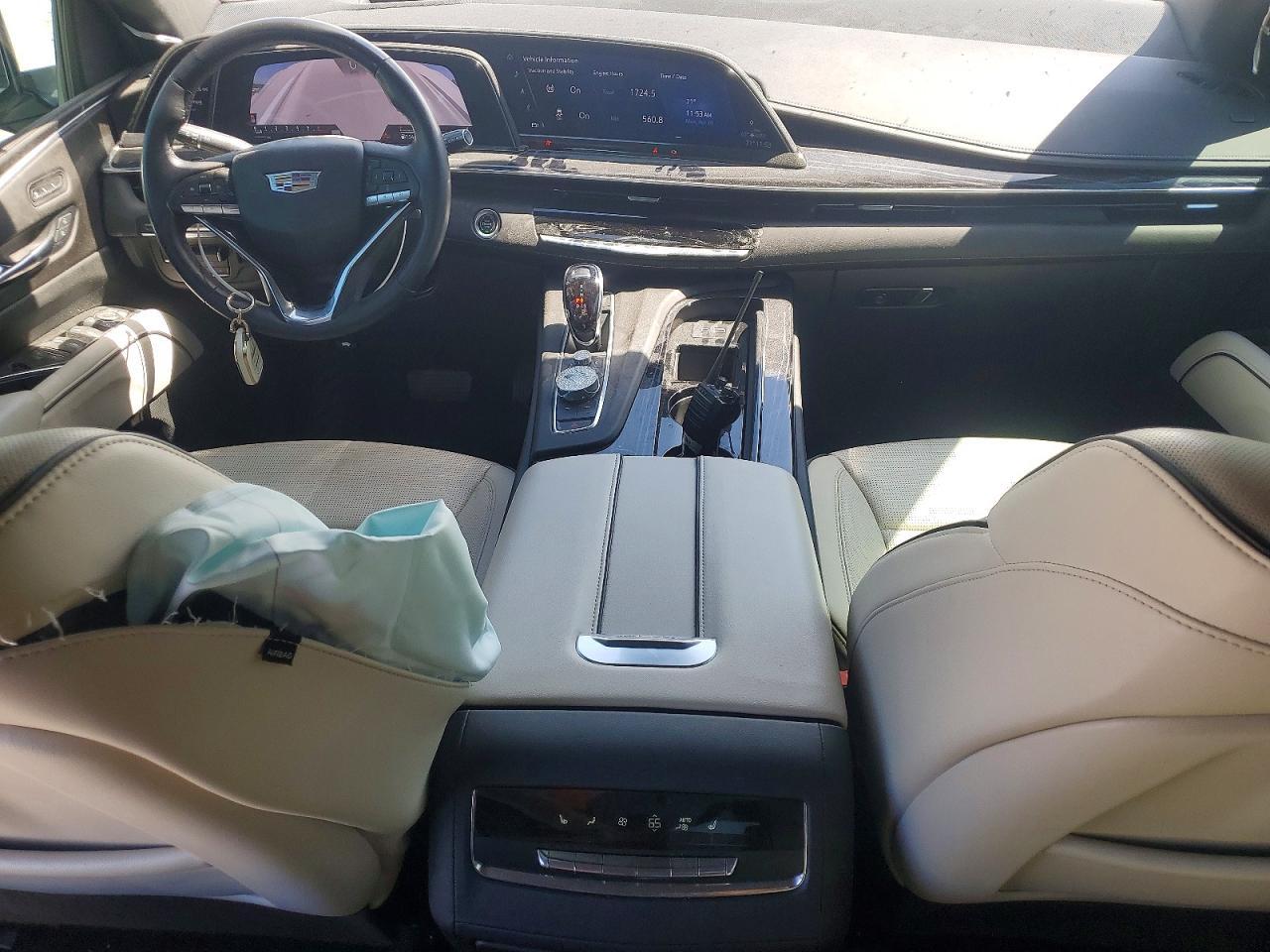 2022 Cadillac Escalade Sport - zdjęcie 8