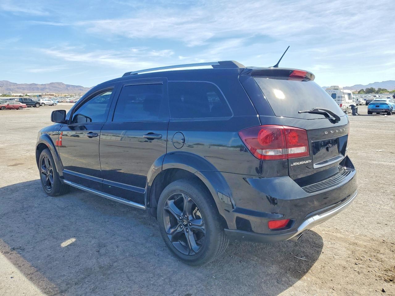 2018 Dodge Journey Crossroad - zdjęcie 2