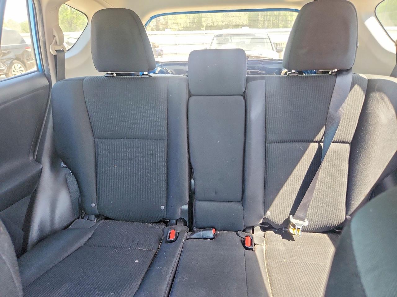 2018 Toyota Rav4 Le - zdjęcie 10