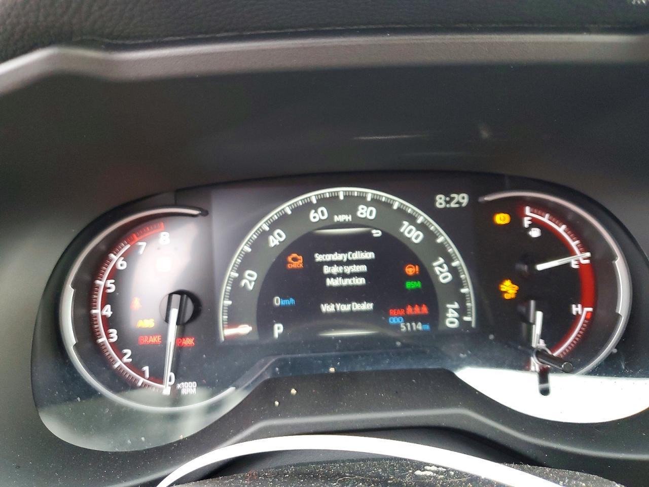 2025 Toyota Rav4 Le - zdjęcie 9