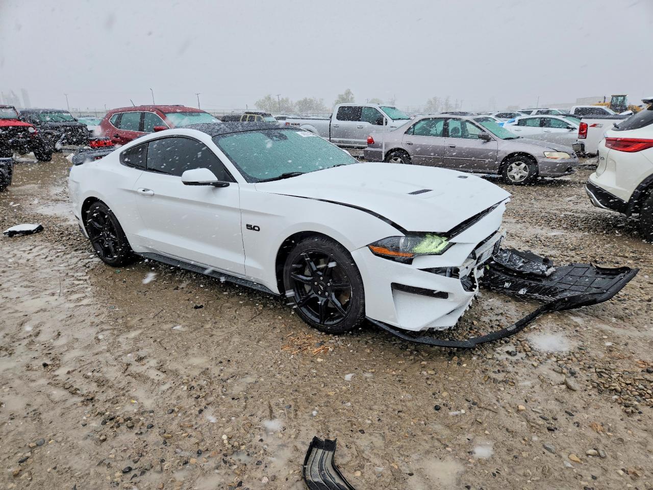 2020 Ford Mustang Gt - zdjęcie 4