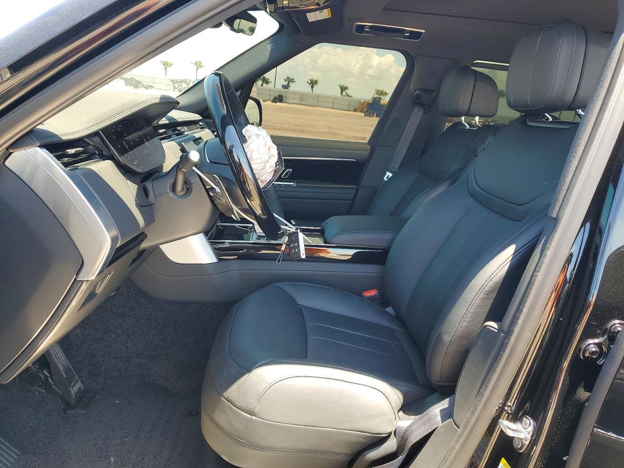 2025 Land Rover Range Rover Se - zdjęcie 7