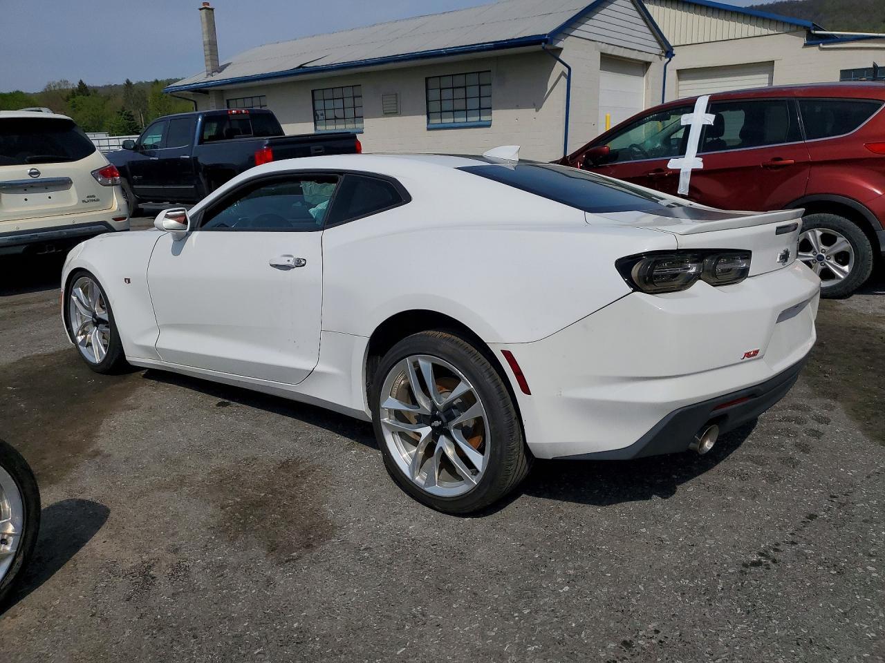 2021 Chevrolet Camaro Ls - zdjęcie 2