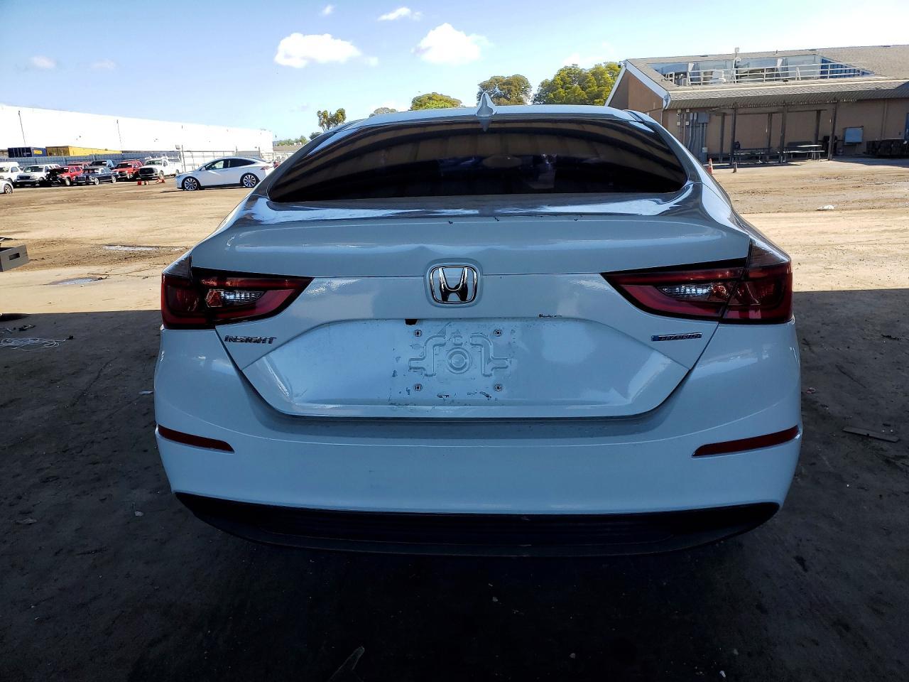 2022 Honda Insight Touring - zdjęcie 6