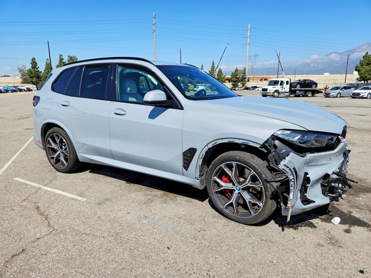 2024 BMW X5 xDrive50E - zdjęcie 4