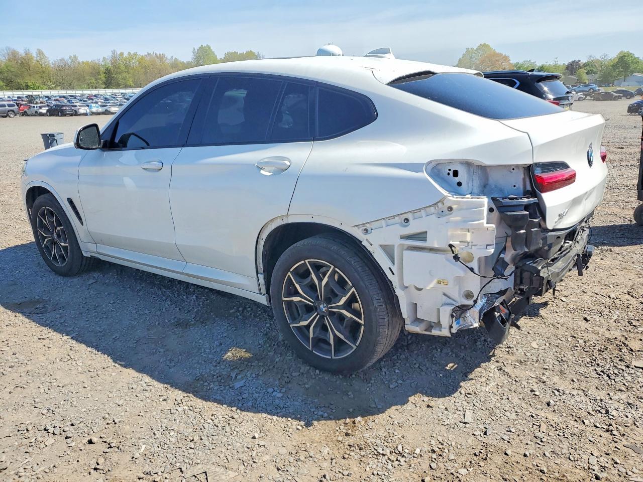 2024 BMW X4 xDrive30I - zdjęcie 2