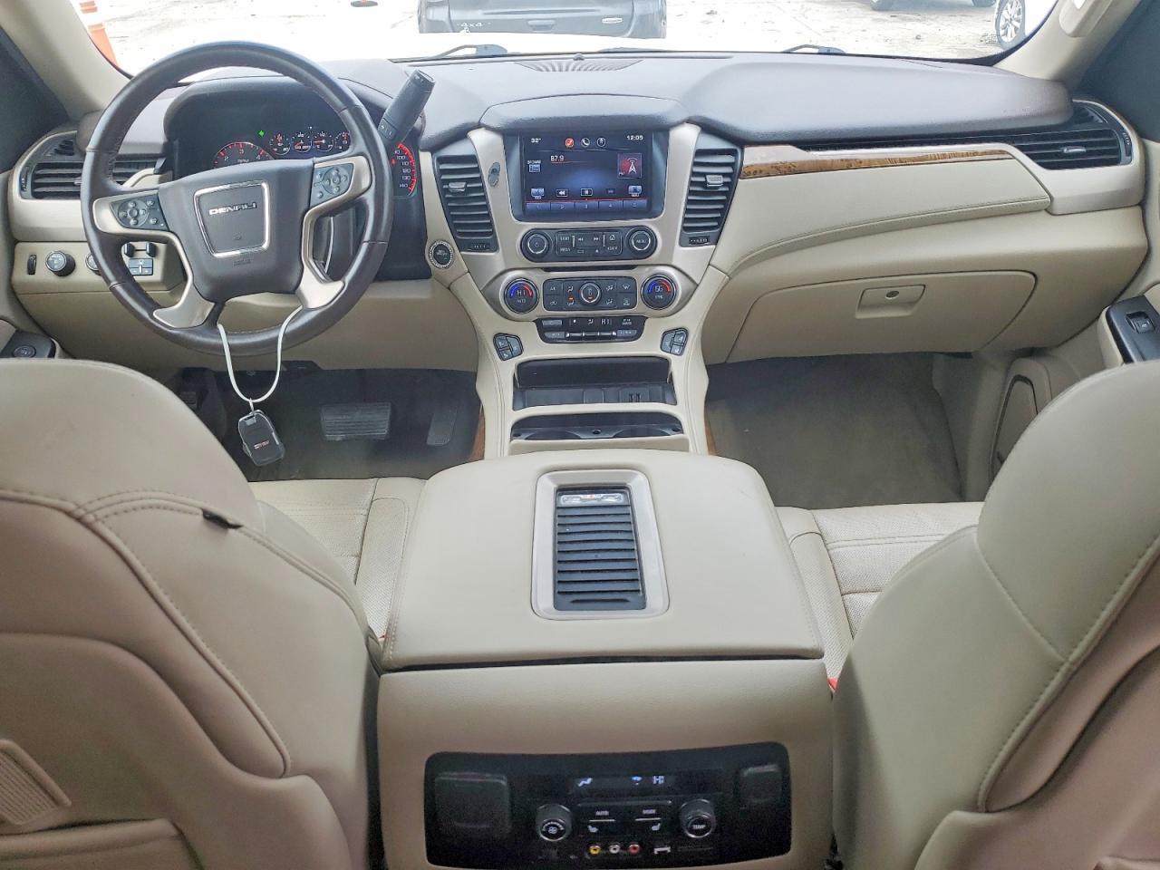 2015 GMC Yukon Xl Denali - zdjęcie 8