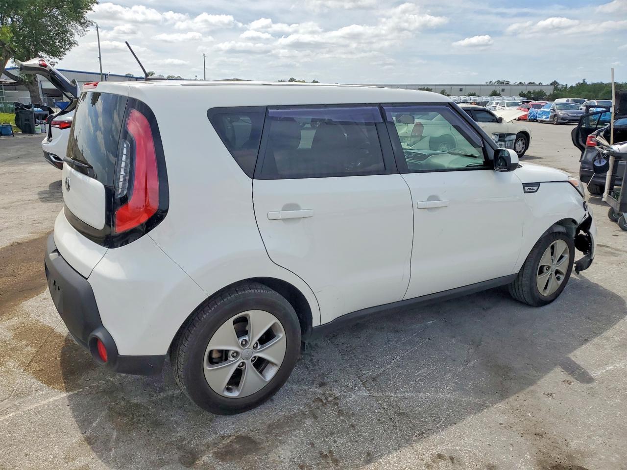 2016 Kia Soul Base - zdjęcie 3