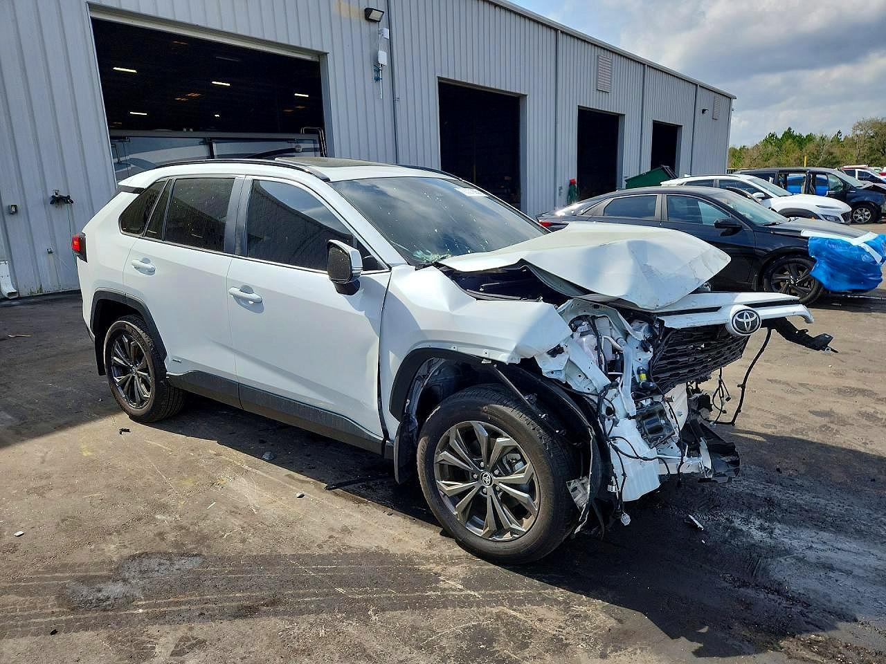 2025 Toyota Rav4 Hybrid Xle Premium - zdjęcie 4