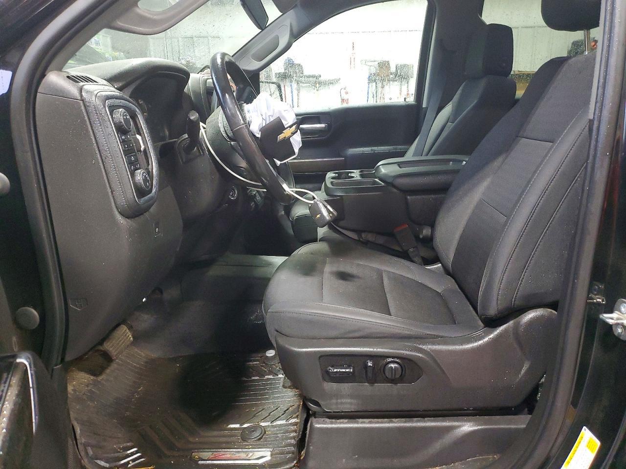 2020 Chevrolet Silverado K1500 Lt - zdjęcie 7