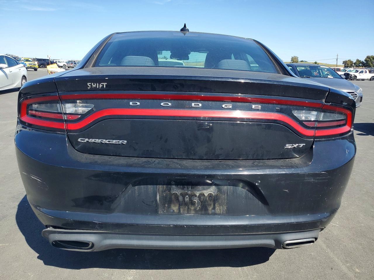 2016 Dodge Charger Sxt - zdjęcie 6