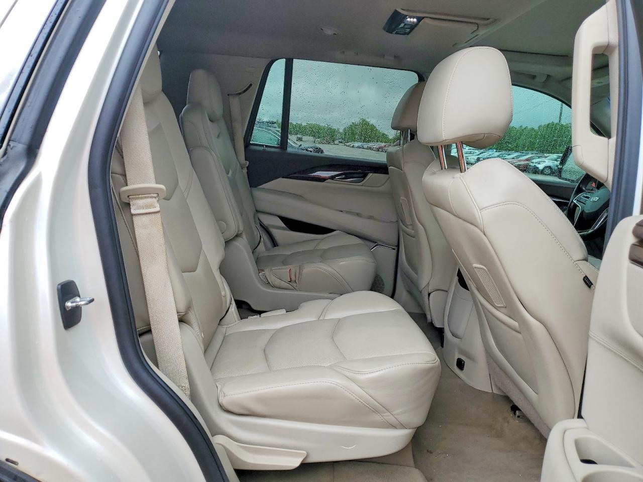 2015 Cadillac Escalade Premium - zdjęcie 11