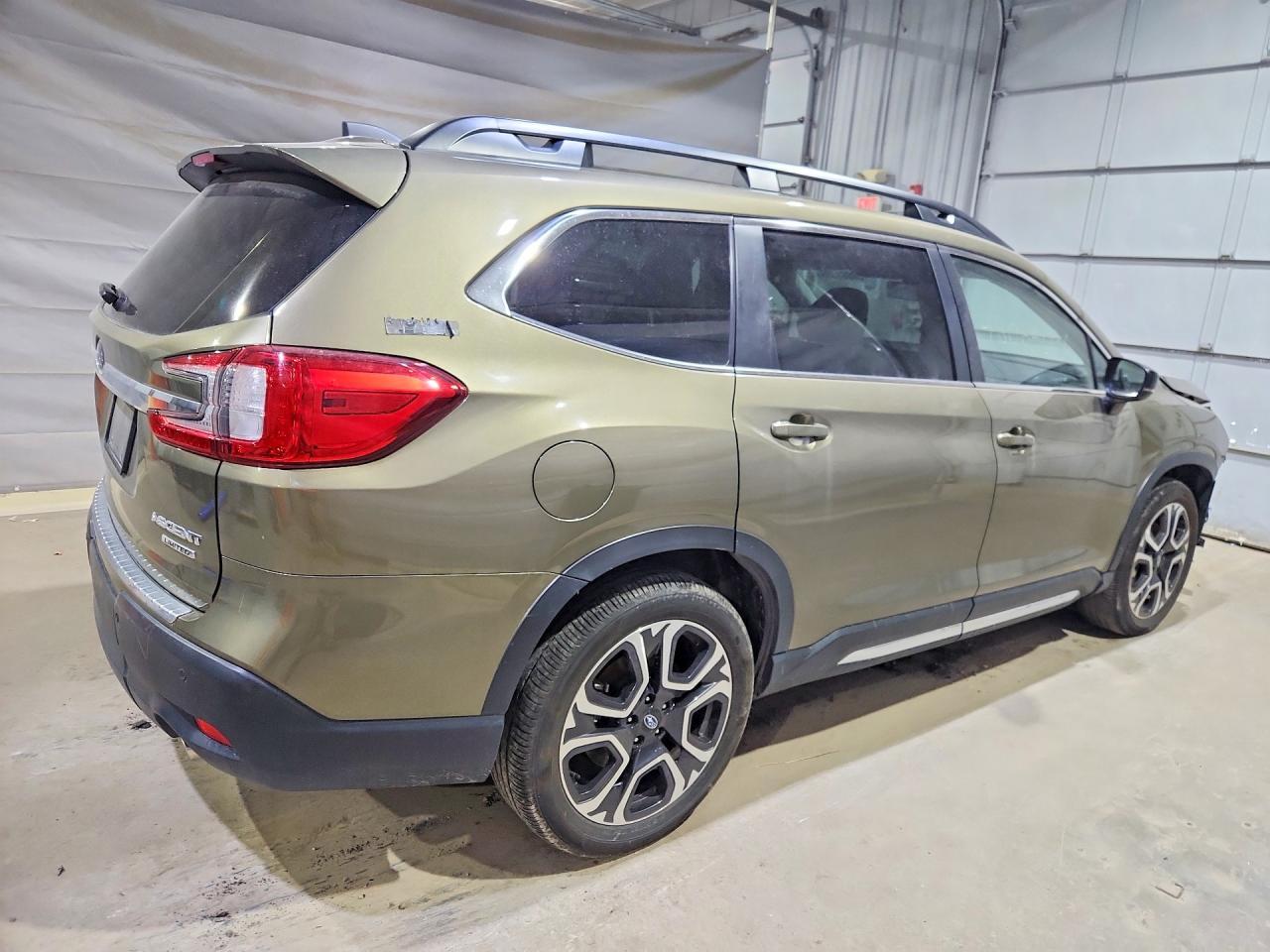 2024 Subaru Ascent Limited - zdjęcie 3