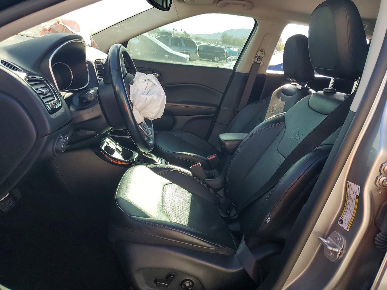 2021 Jeep Compass Limited - zdjęcie 7