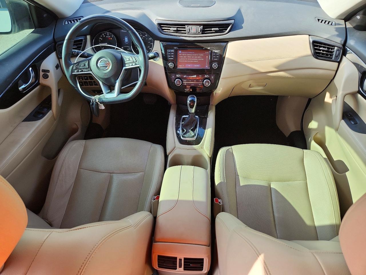 2017 Nissan Rogue - zdjęcie 8