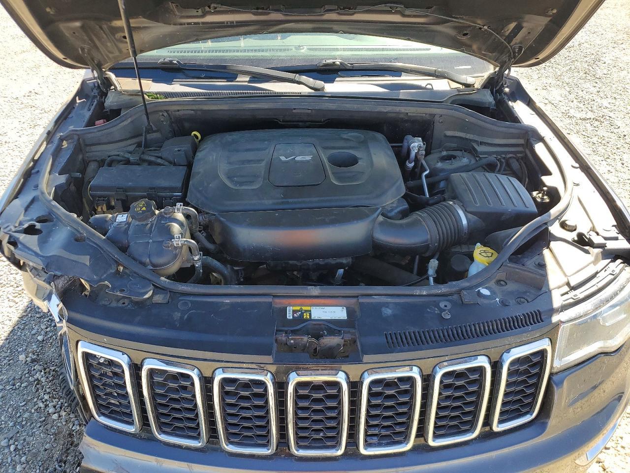 2018 Jeep Grand Cherokee Limited - zdjęcie 11