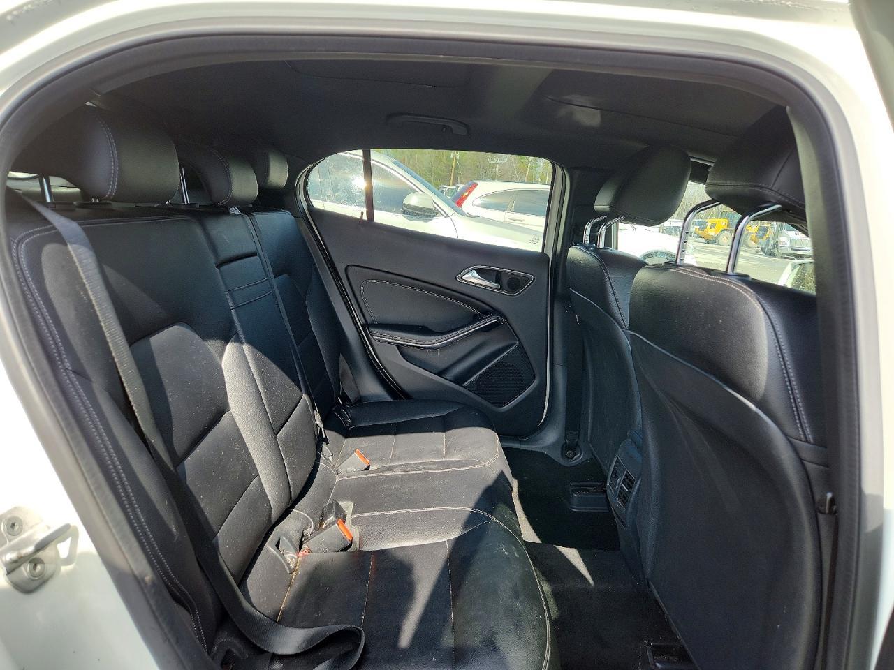 2018 Mercedes-Benz Gla 250 4Matic - zdjęcie 11