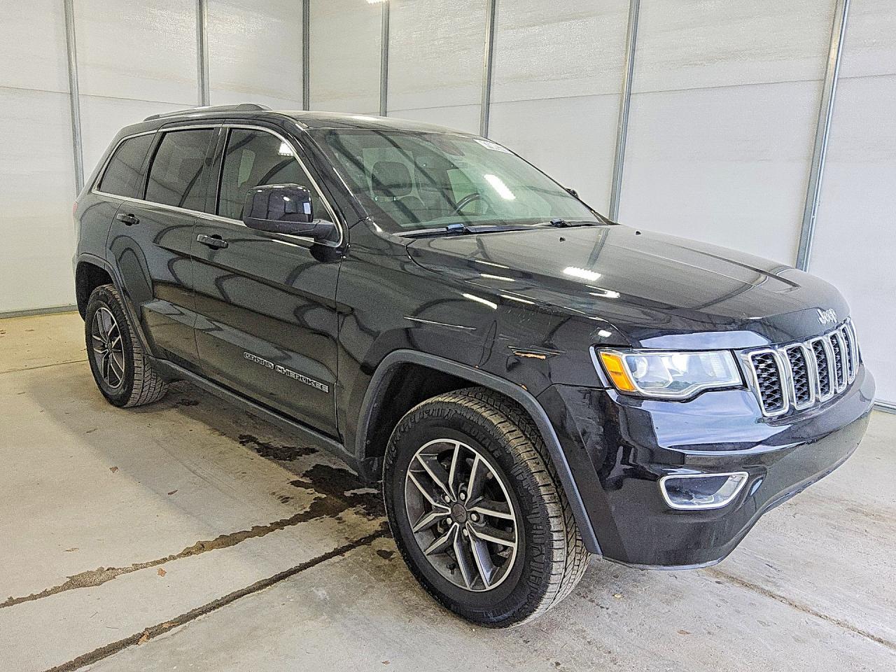 2019 Jeep Grand Cherokee Laredo - zdjęcie 4