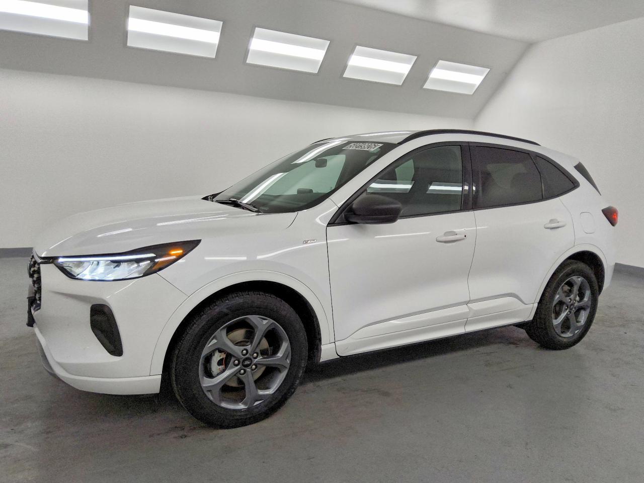 2023 Ford Escape St Line - zdjęcie główne