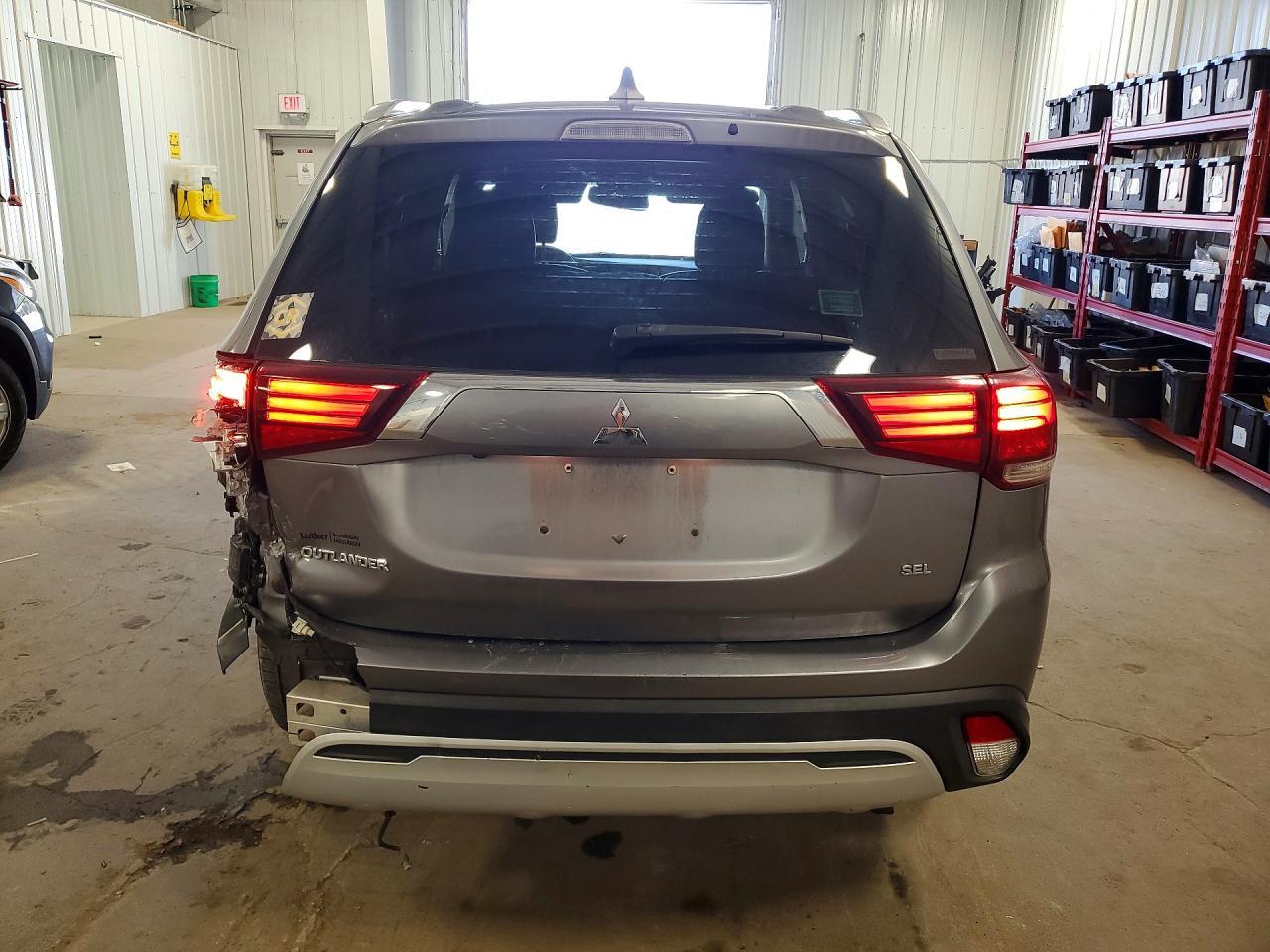2020 Mitsubishi Outlander Se - zdjęcie 6