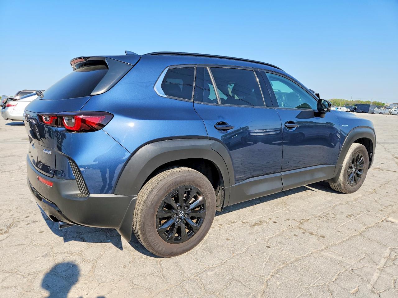 2025 Mazda Cx-50 Premium - zdjęcie 3