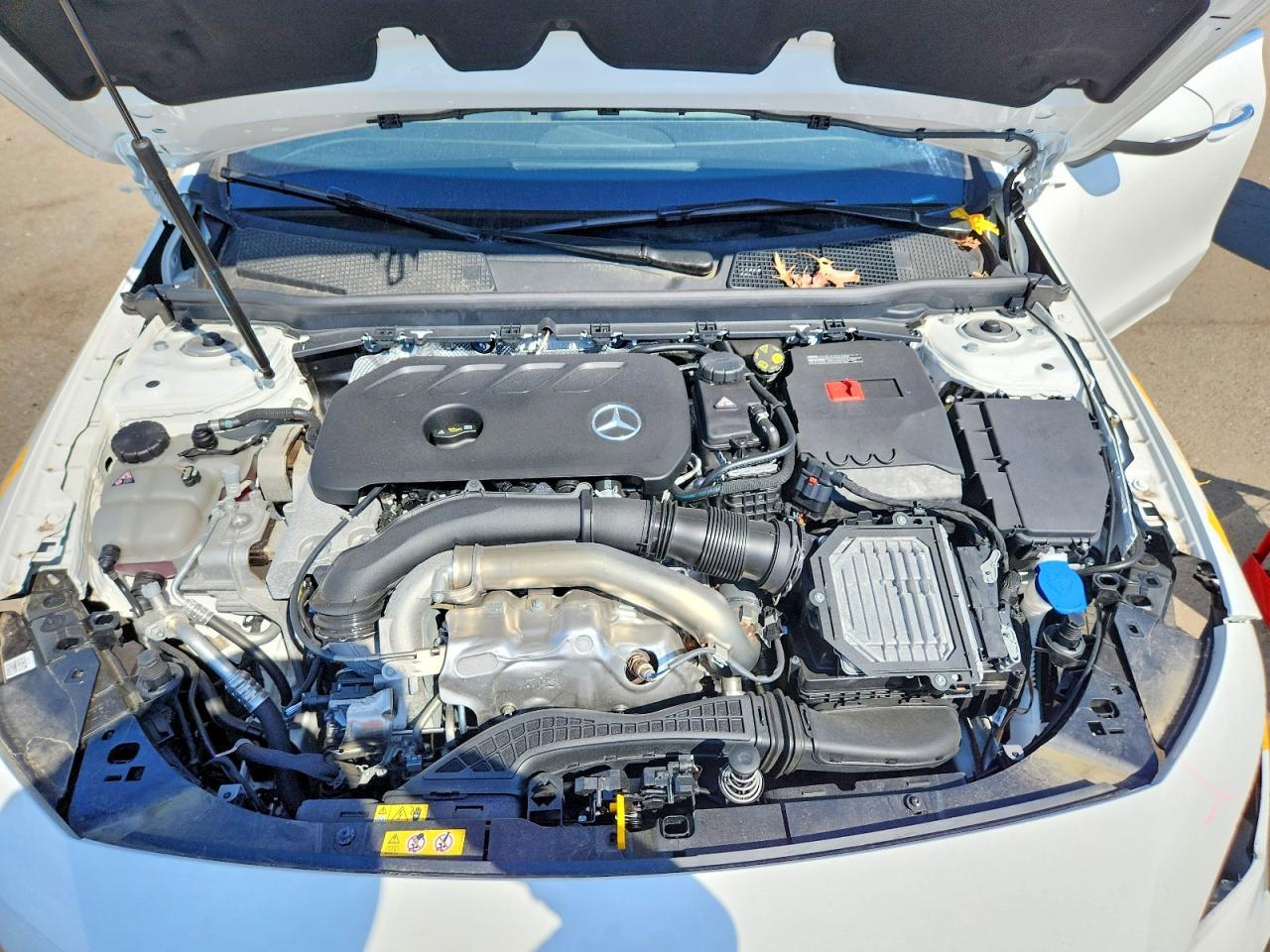 2025 Mercedes-Benz Cla 250 4Matic - zdjęcie 11