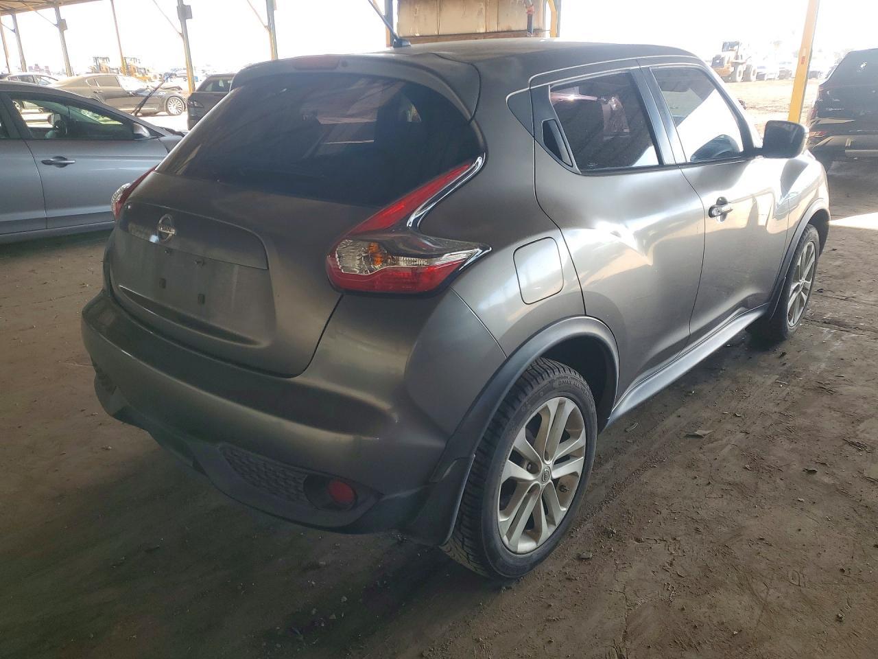 2015 Nissan Juke S - zdjęcie 3