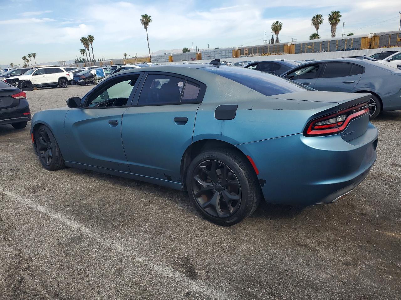 2016 Dodge Charger Sxt - zdjęcie 2