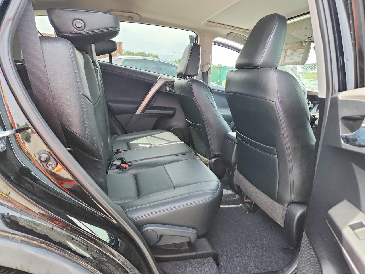 2016 Toyota Rav4 Xle - zdjęcie 11