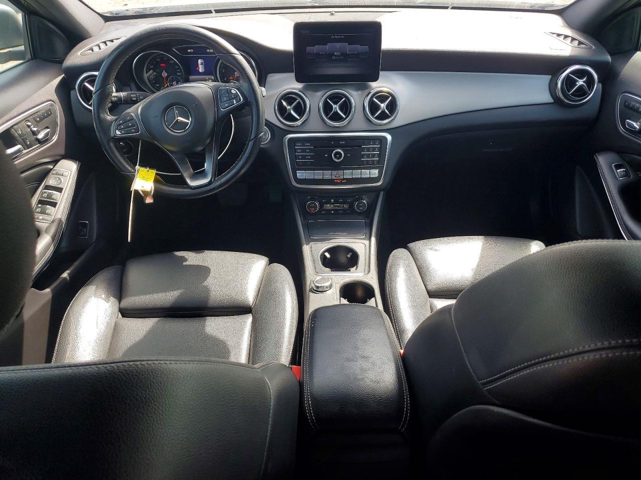 2018 Mercedes-Benz Gla 250 4Matic - zdjęcie 8
