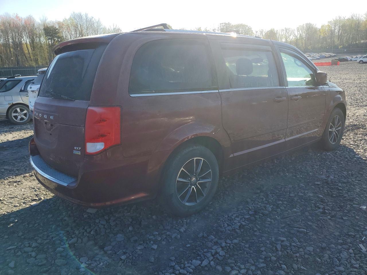 2017 Dodge Grand Caravan Sxt - zdjęcie 3
