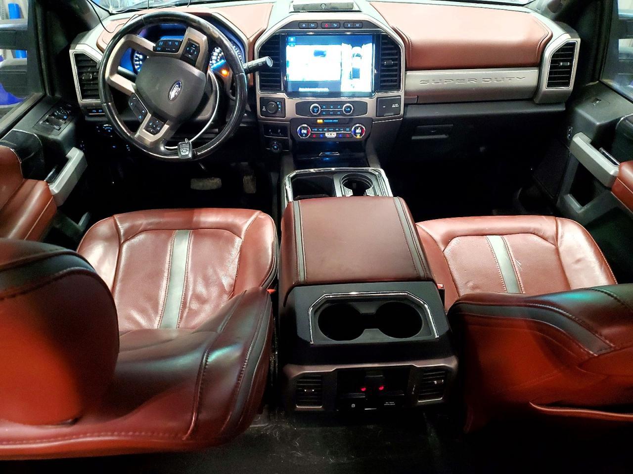 2022 Ford F350 Super Duty - zdjęcie 8