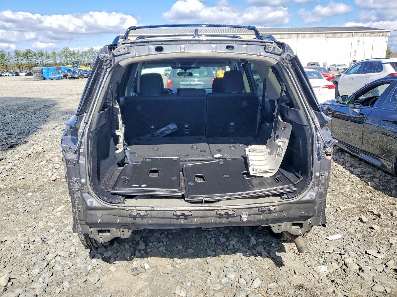 2024 Nissan Pathfinder Sv - zdjęcie 6