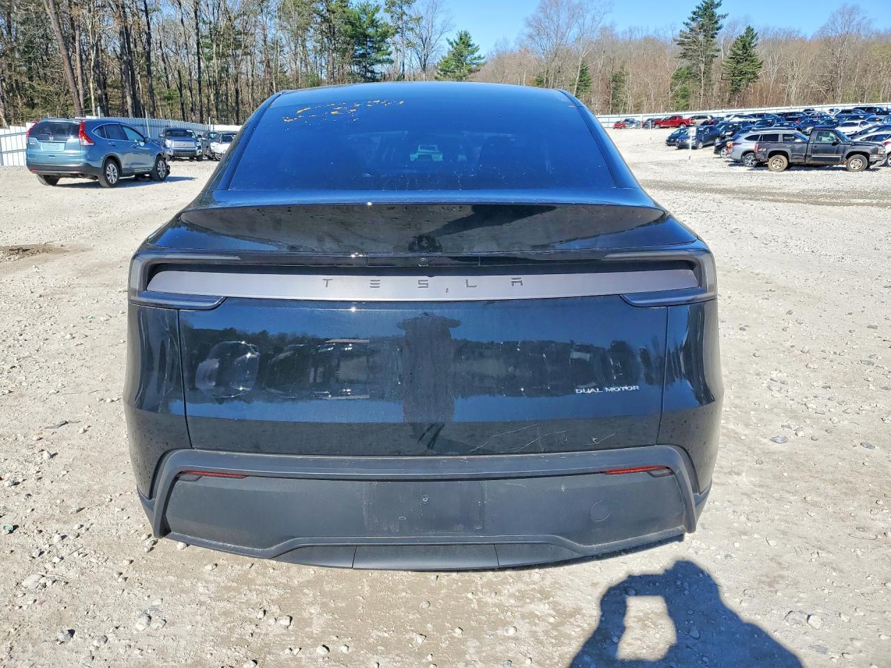 2026 Tesla Model Y - zdjęcie 6