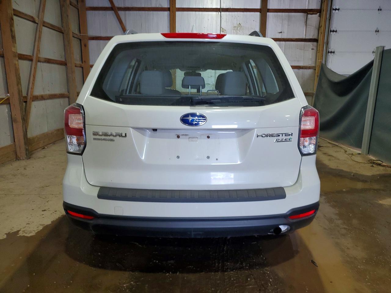 2017 Subaru Forester 2.5I - zdjęcie 6